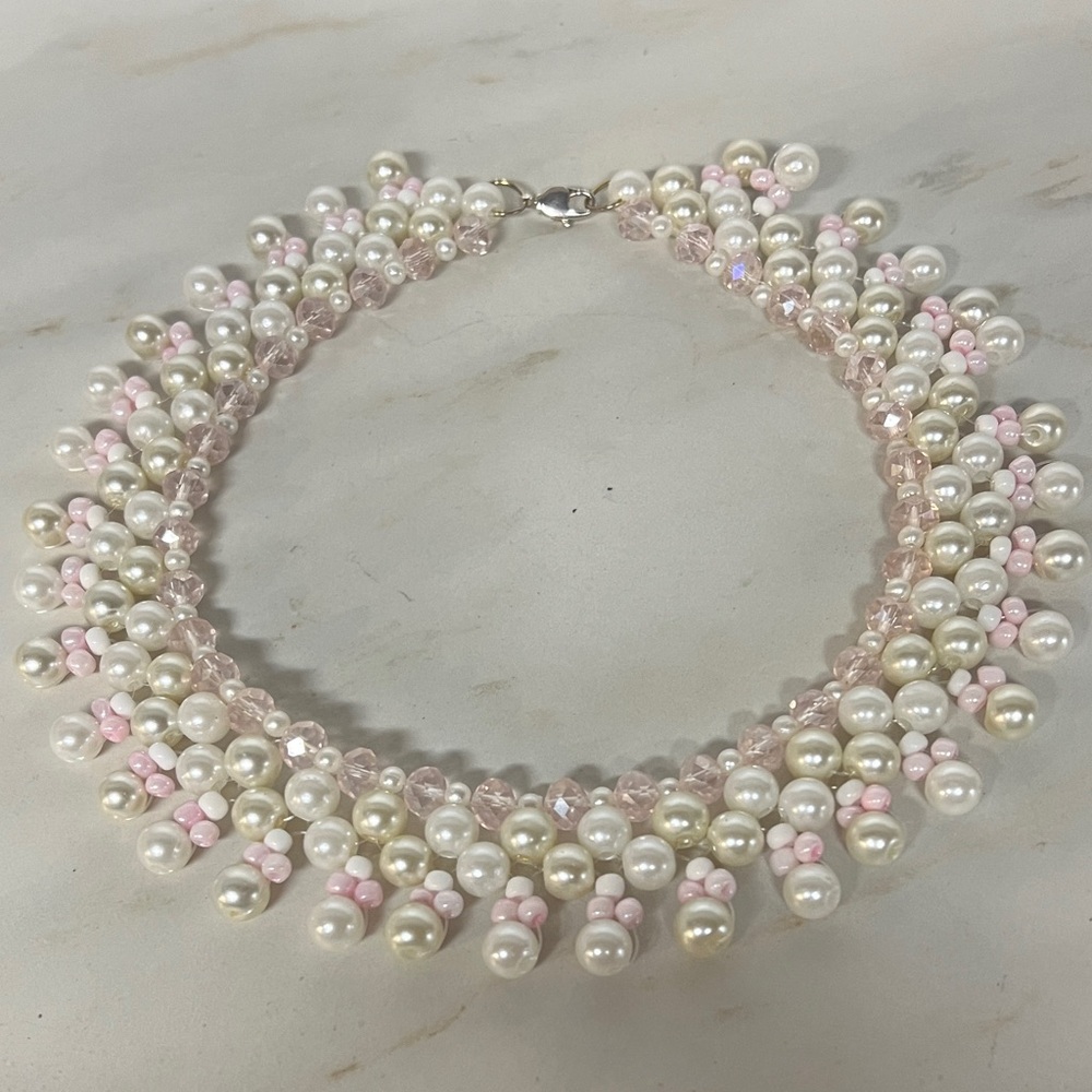 Elegant Pearl and Pink Beaded Necklace